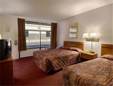 Howard Johnson Inn & Suites Columbus Pokój zdjęcie
